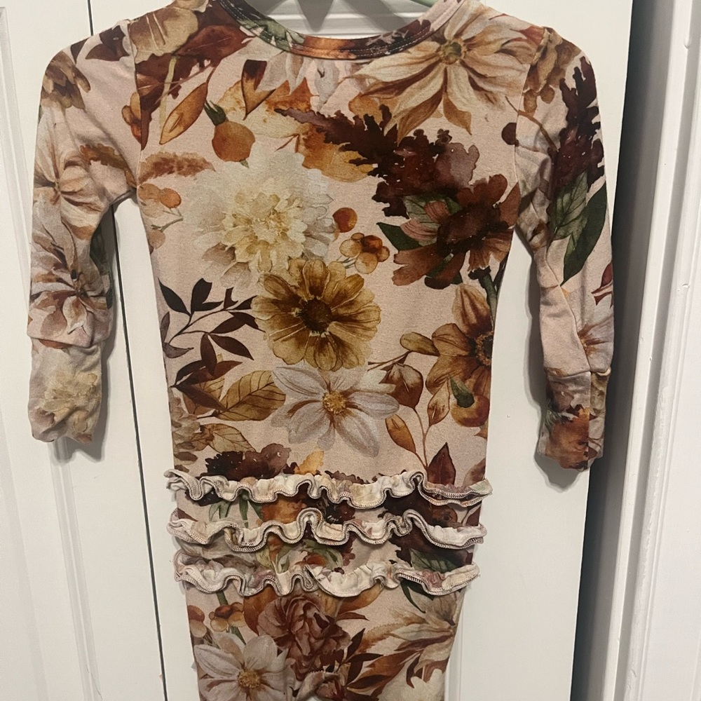Posh Peanut - Picture 2 of 2